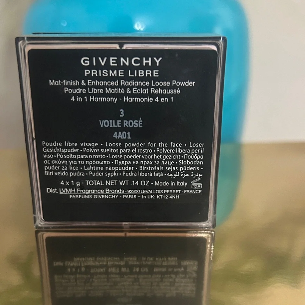 GIVENCHY Prisme Libre Mat-finish & Enhanced Powder - Picture 3 of 4